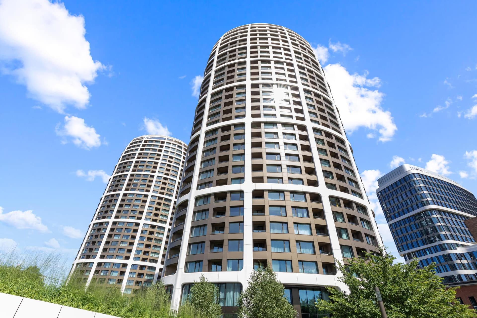 Rezidenčné veže Sky Park v Bratislave